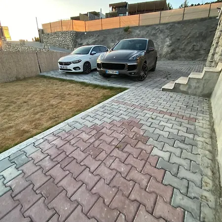 Alinca Infinity Vila