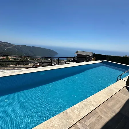 Vila Alinca Infinity *